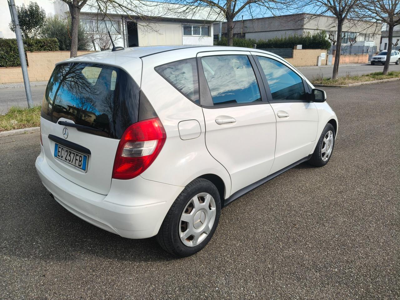 Mercedes classe A 160 SOLAMENTE 83.000 KM