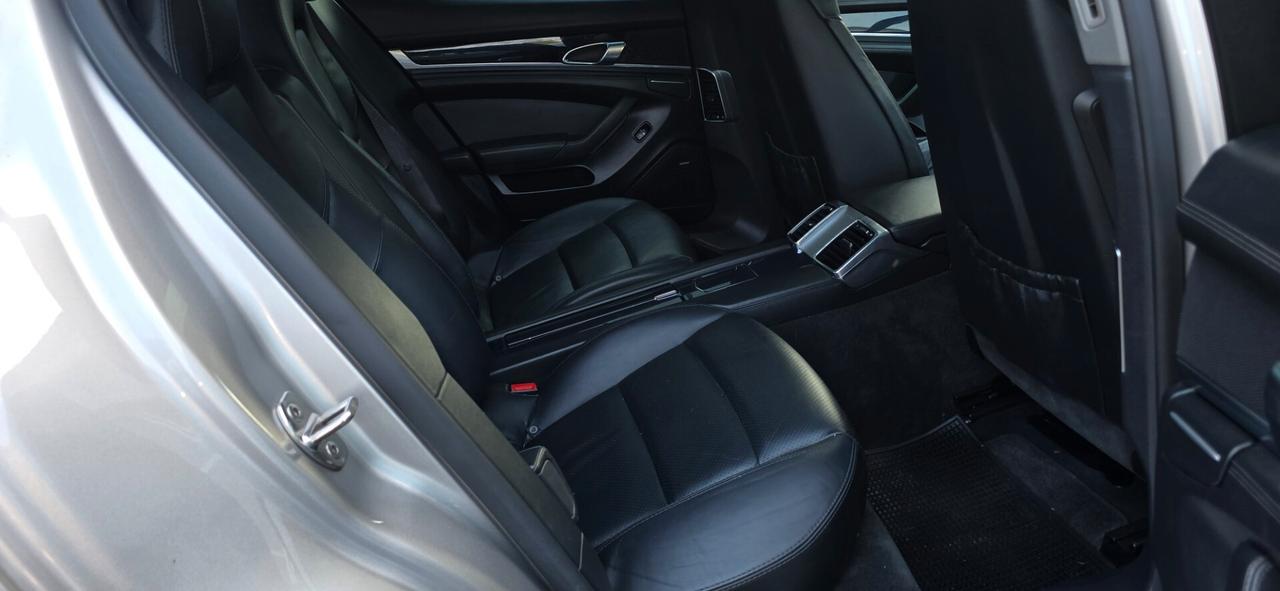 Porsche Panamera 3.0 Diesel Platinum Edition