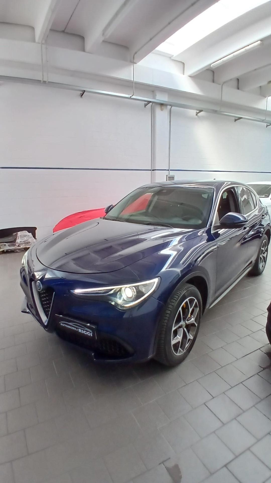 Alfa Romeo Stelvio 2.0 Turbo 280 CV AT8 Q4 Executive