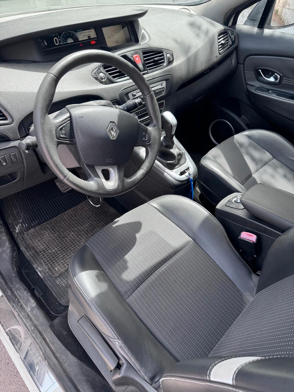 Renault Scenic Scénic X-Mod 1.5 dCi 110CV Dynamique