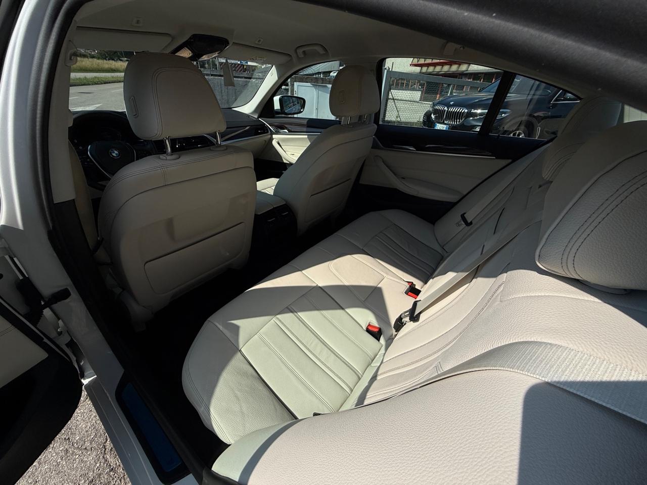 BMW 530d 48V xDrive Luxury 249CV 2021 BERLINA