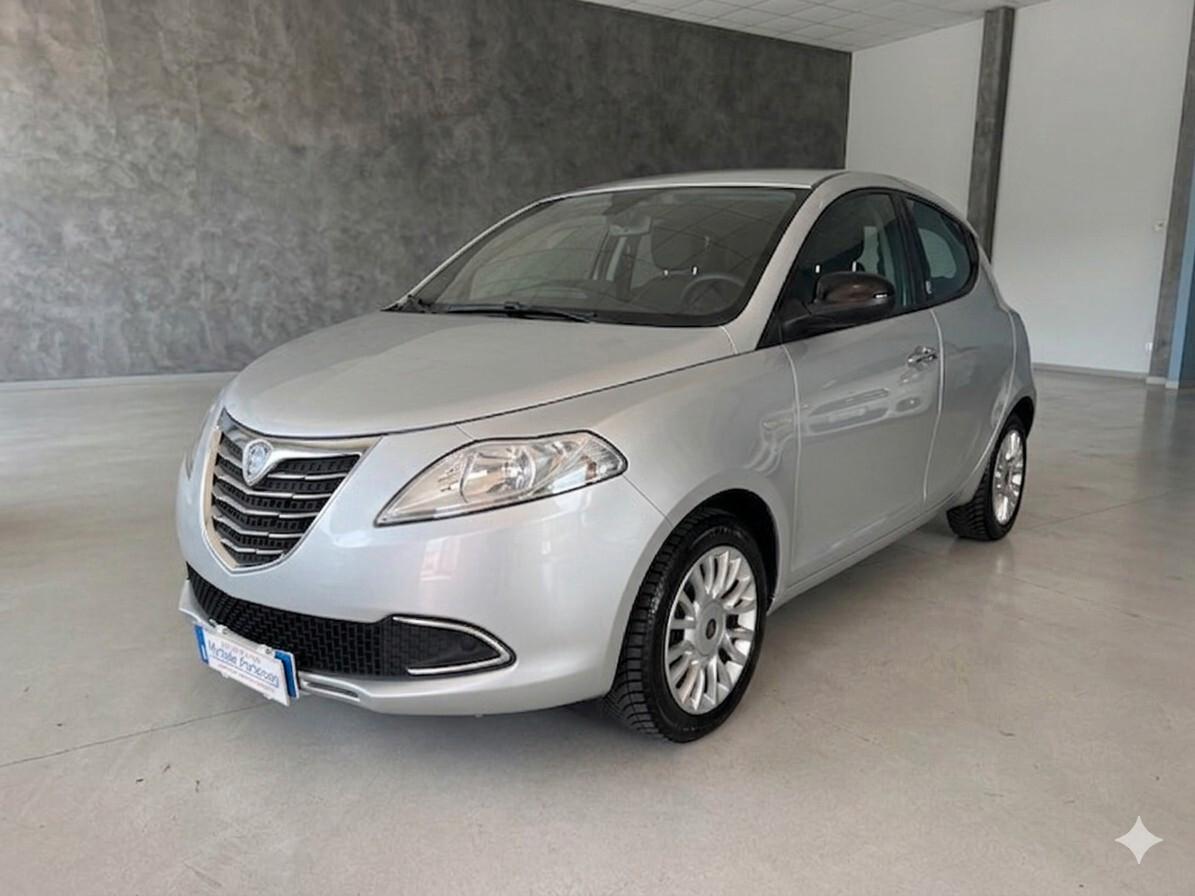 Lancia Ypsilon 1.2 69 CV 5 porte GPL Ecochic Gold
