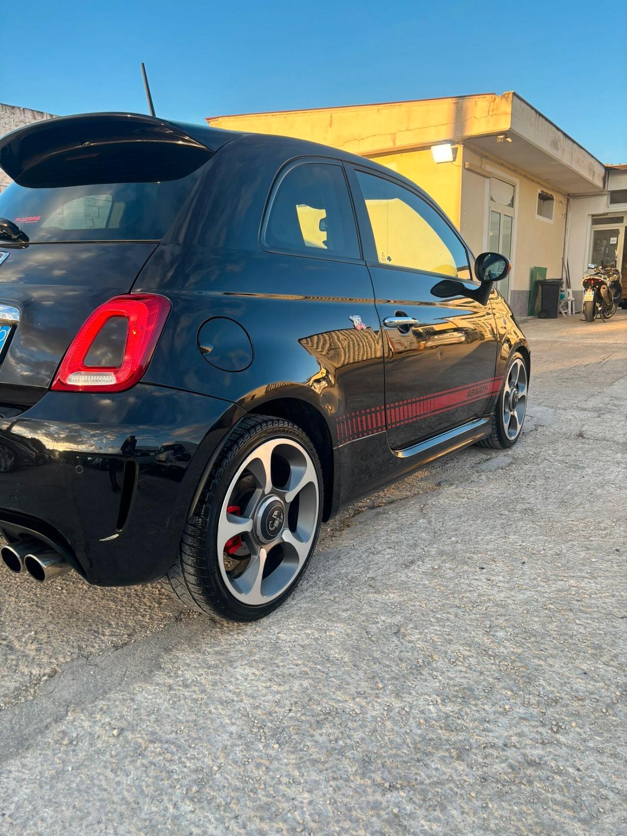 Abarth 500 1.4 Turbo T-Jet Custom