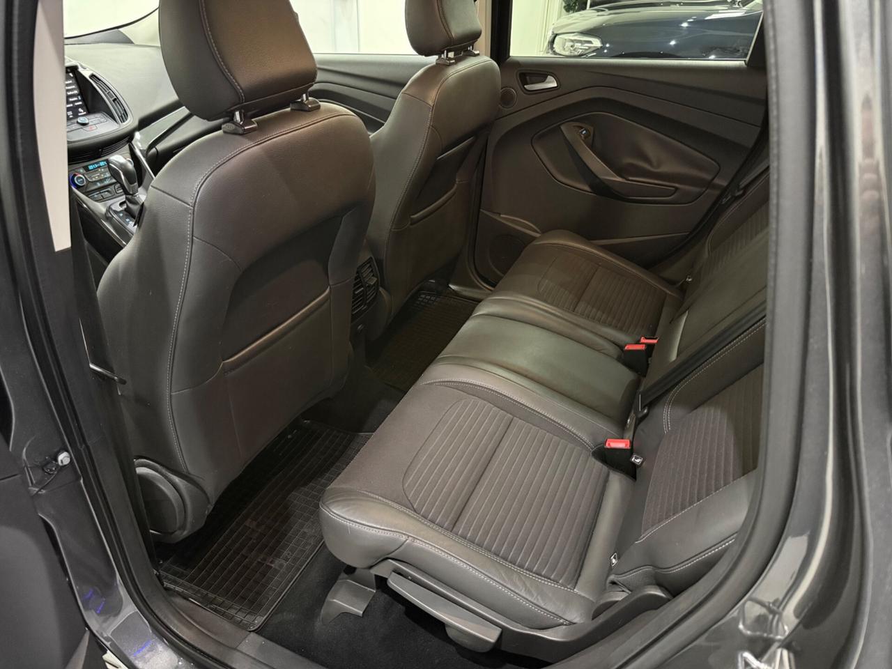 Ford Kuga 1.5 TDCI 120 Autom. Titanium