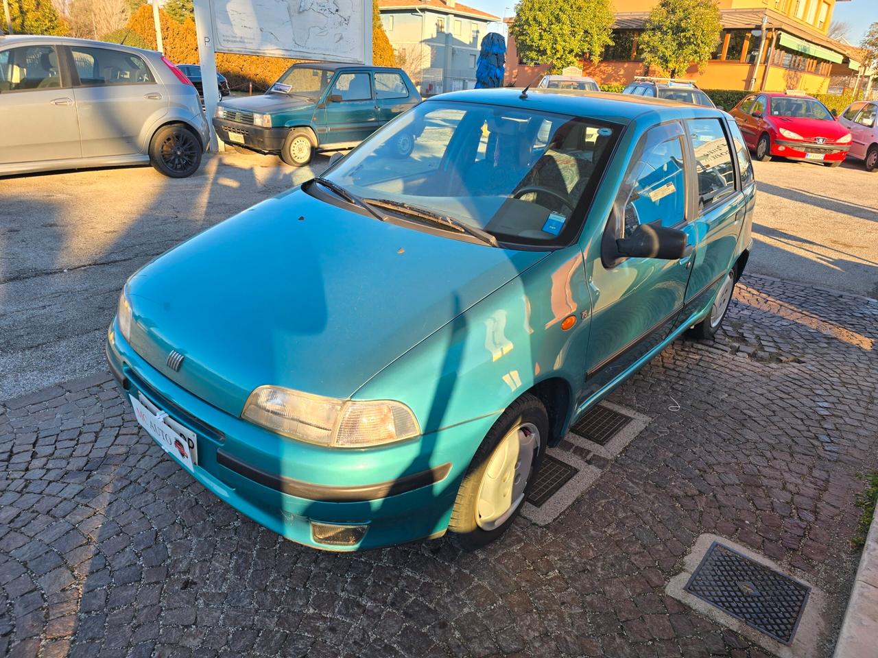 Fiat Punto 75 cat 5 porte HSD con 130.000km NEOPATENTATI ok