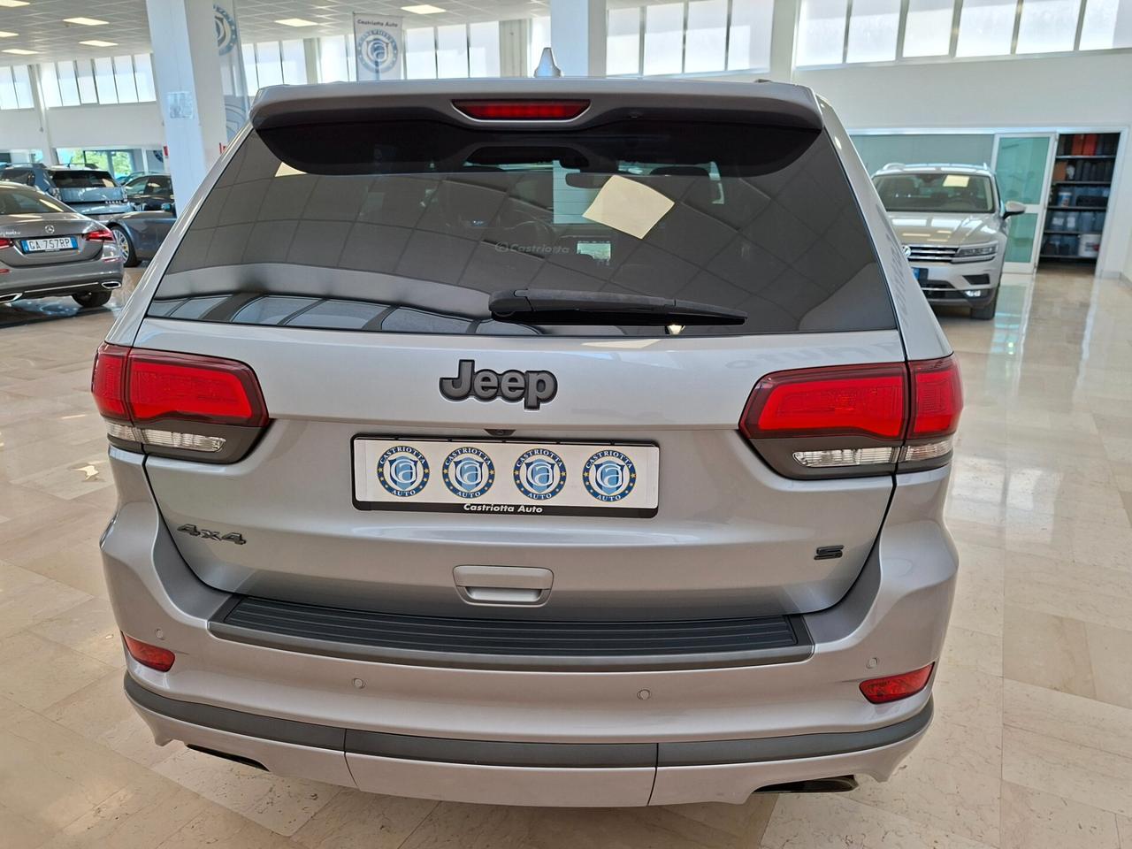 Jeep Grand Cherokee 3.0 V6 CRD 250 Multijet II S Model