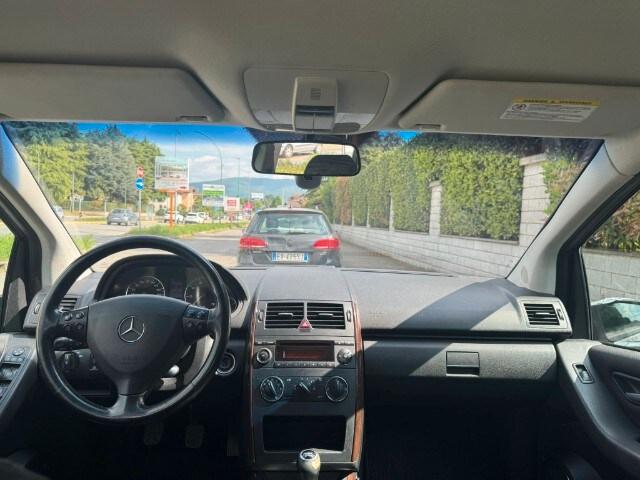 MERCEDES Classe A (W/C169) A 200 Classic