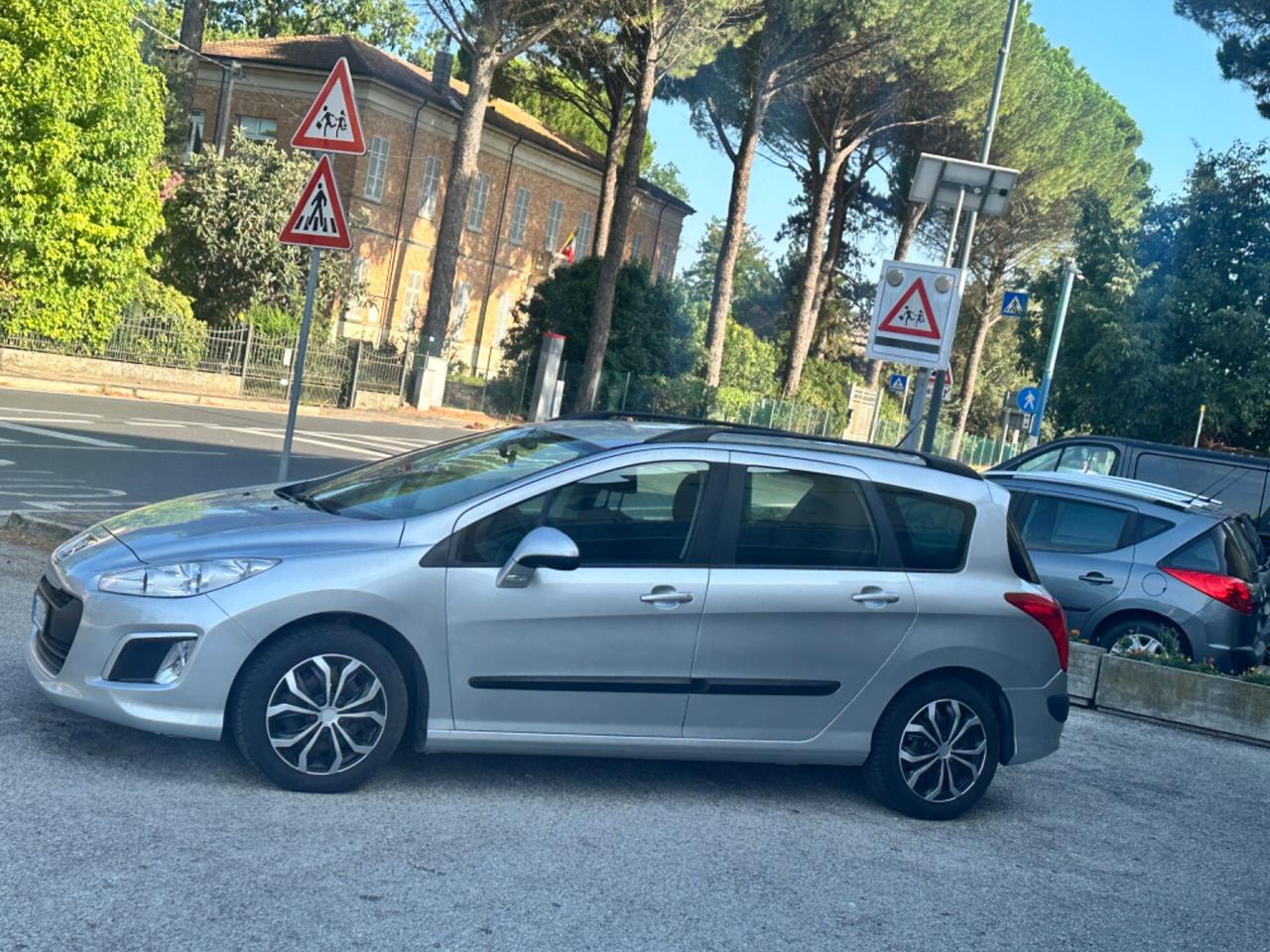 Peugeot 308 1.6 8V e-HDi 112CV Stop&Start SW Access