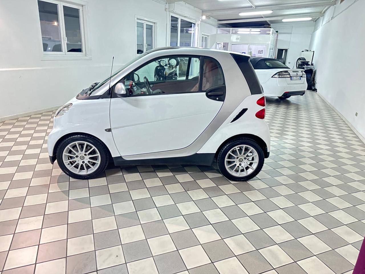 Smart ForTwo 1000 52 kW coupé passion
