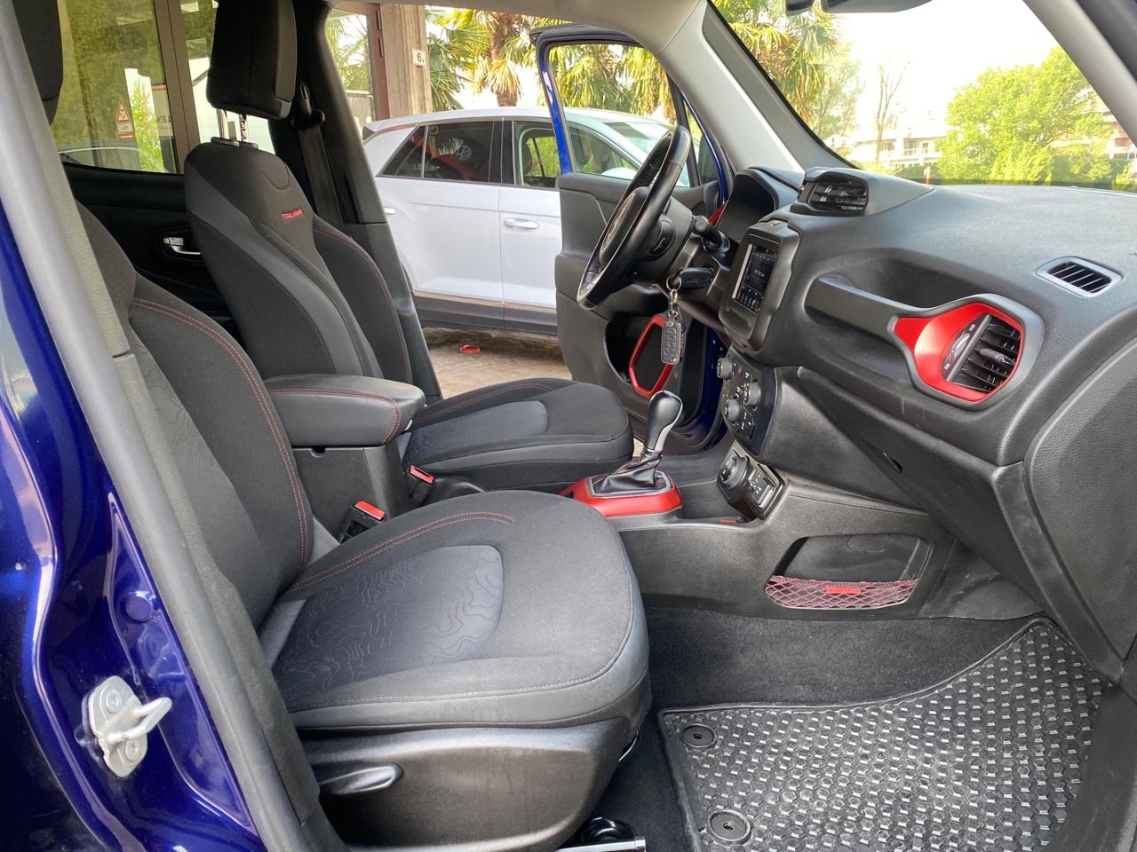 Jeep Renegade 2.0 Mjt 170CV 4WD Active Drive Low Trailhawk