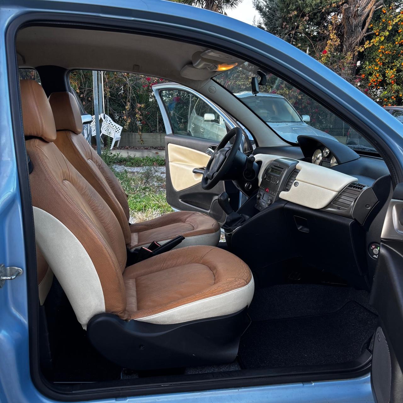 Lancia Ypsilon 1.3 Multijet 16V Oro