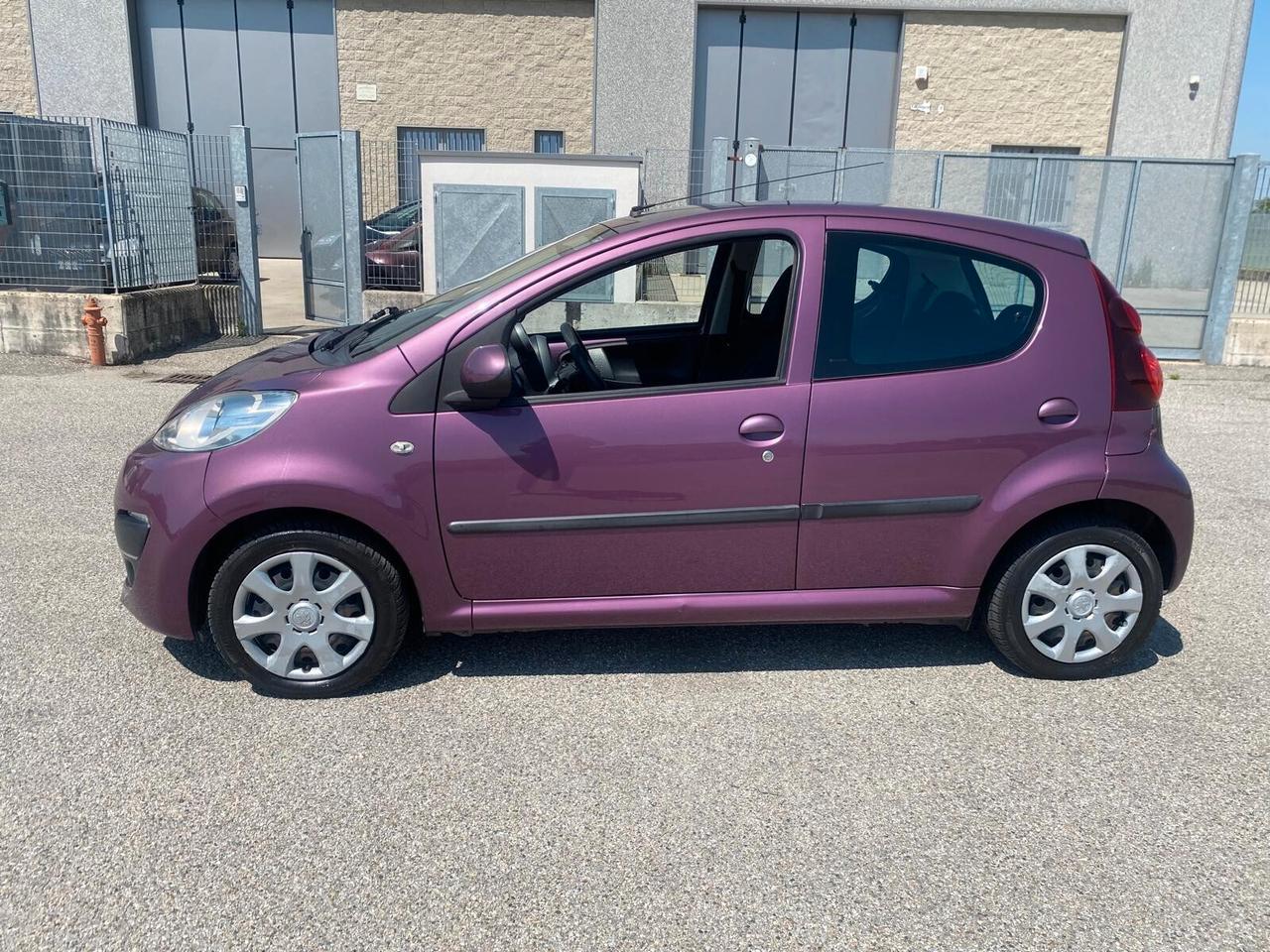 Peugeot 107 1.0 68CV 5p. Superga ADATTA AI NEOPATENTATI