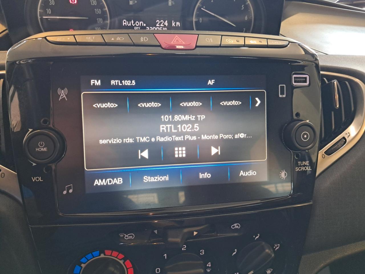 Lancia Ypsilon 1.0 FireFly Hybrid 70 cv Gold