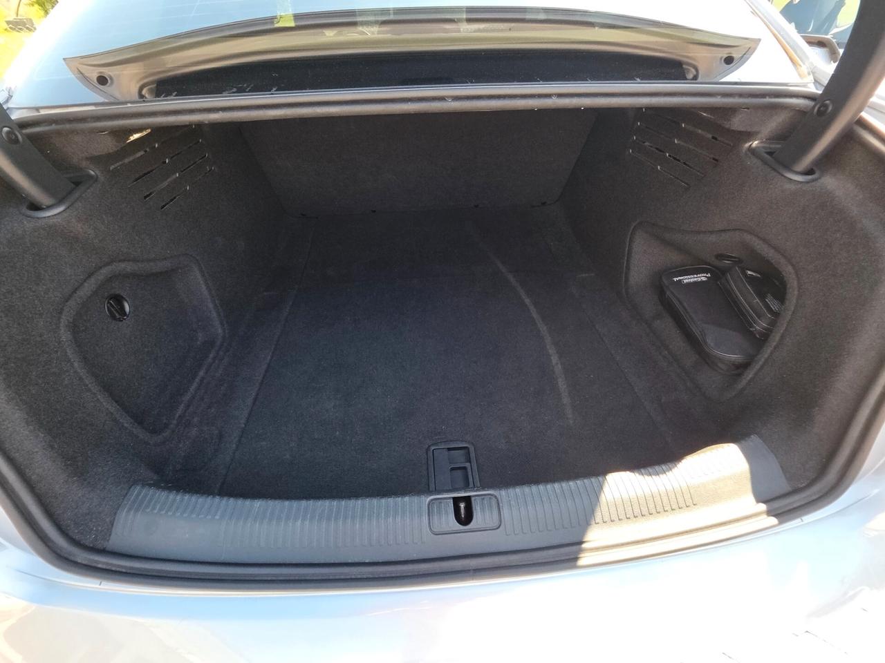 Audi A4 2.0 TDI 122CV Business Sport garantita 12M