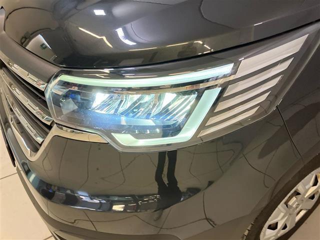 RENAULT Trafic passenger 2.0 Blue dci 110cv L2H1 Zen