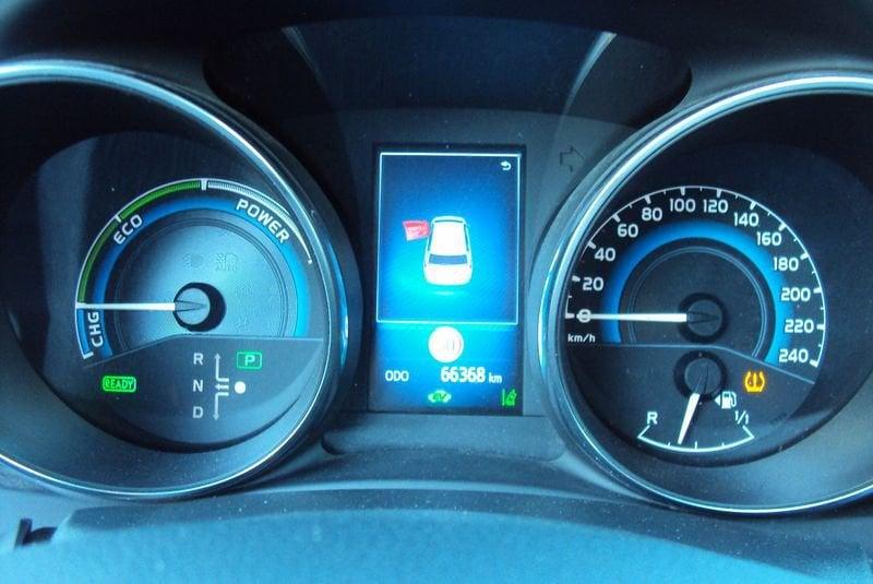 Toyota Auris Auris 1.8h Lounge cvt