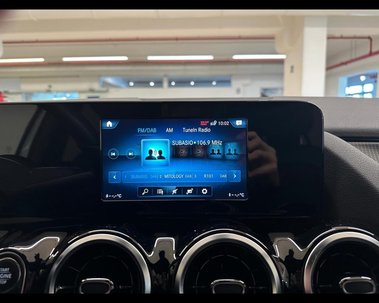 Mercedes-Benz GLA (H247) - GLA 180 Automatic Sport