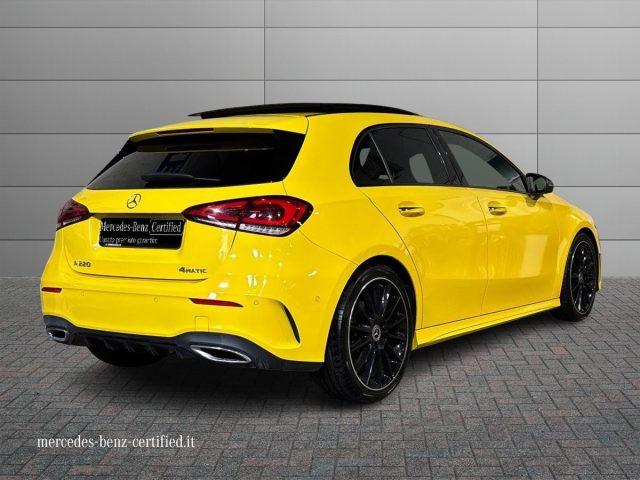 MERCEDES-BENZ A 220 d Automatic 4Matic Premium