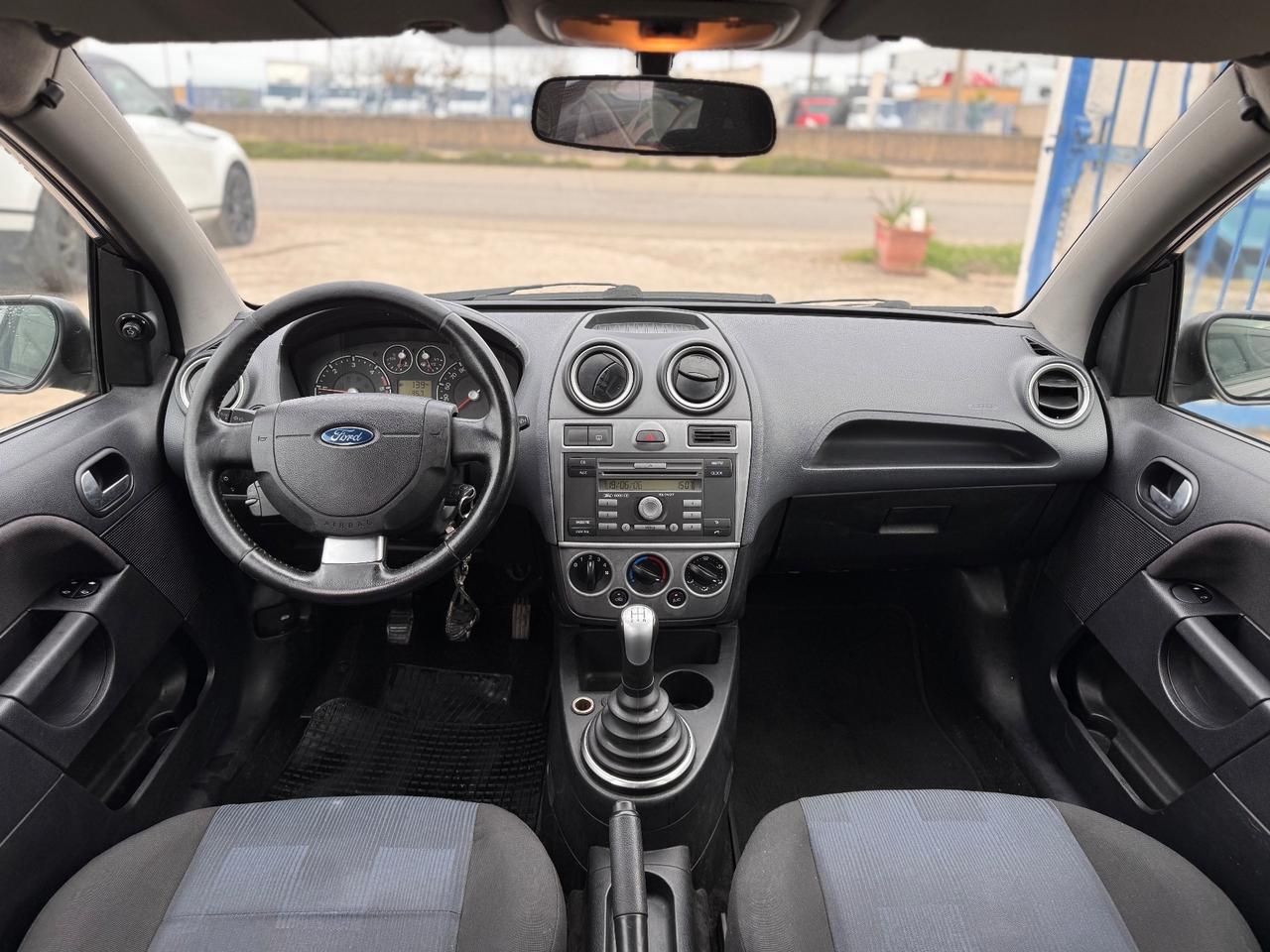 Ford Fiesta 1.4 TDCi 5p. Titanium