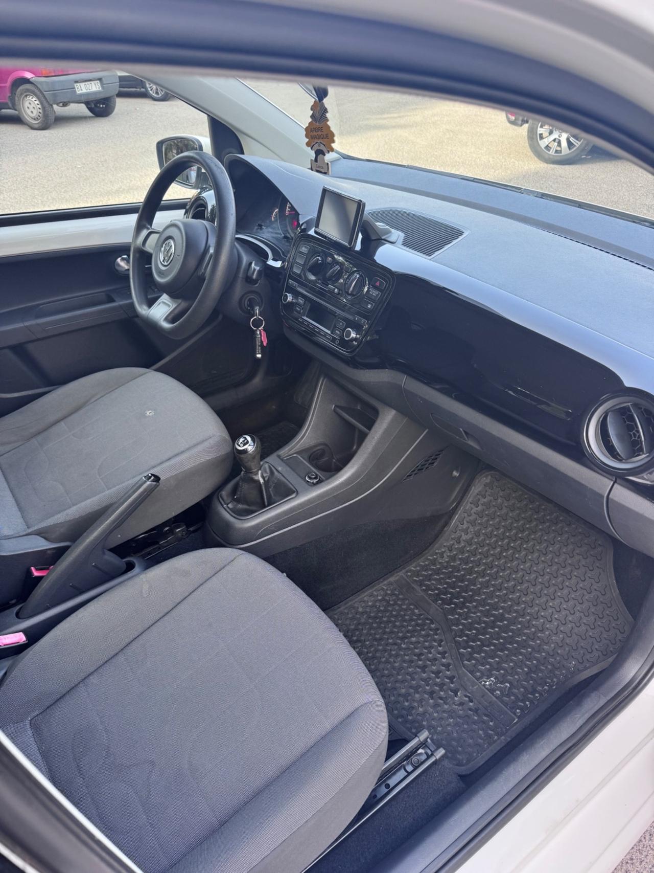 Volkswagen up! 1.0 75 CV 5p. high