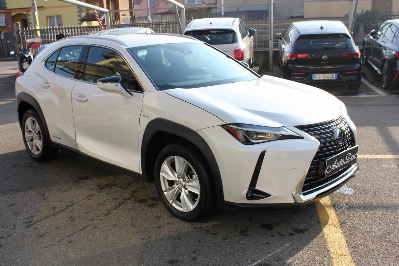 Lexus UX 250 H FULL HYBRID BUSINESS NAVY RETROCAMERA