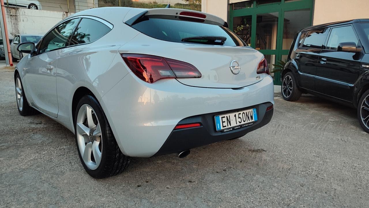 Opel Astra GTC 2.0 CDTI 165CV S&S 3 porte Cosmo S