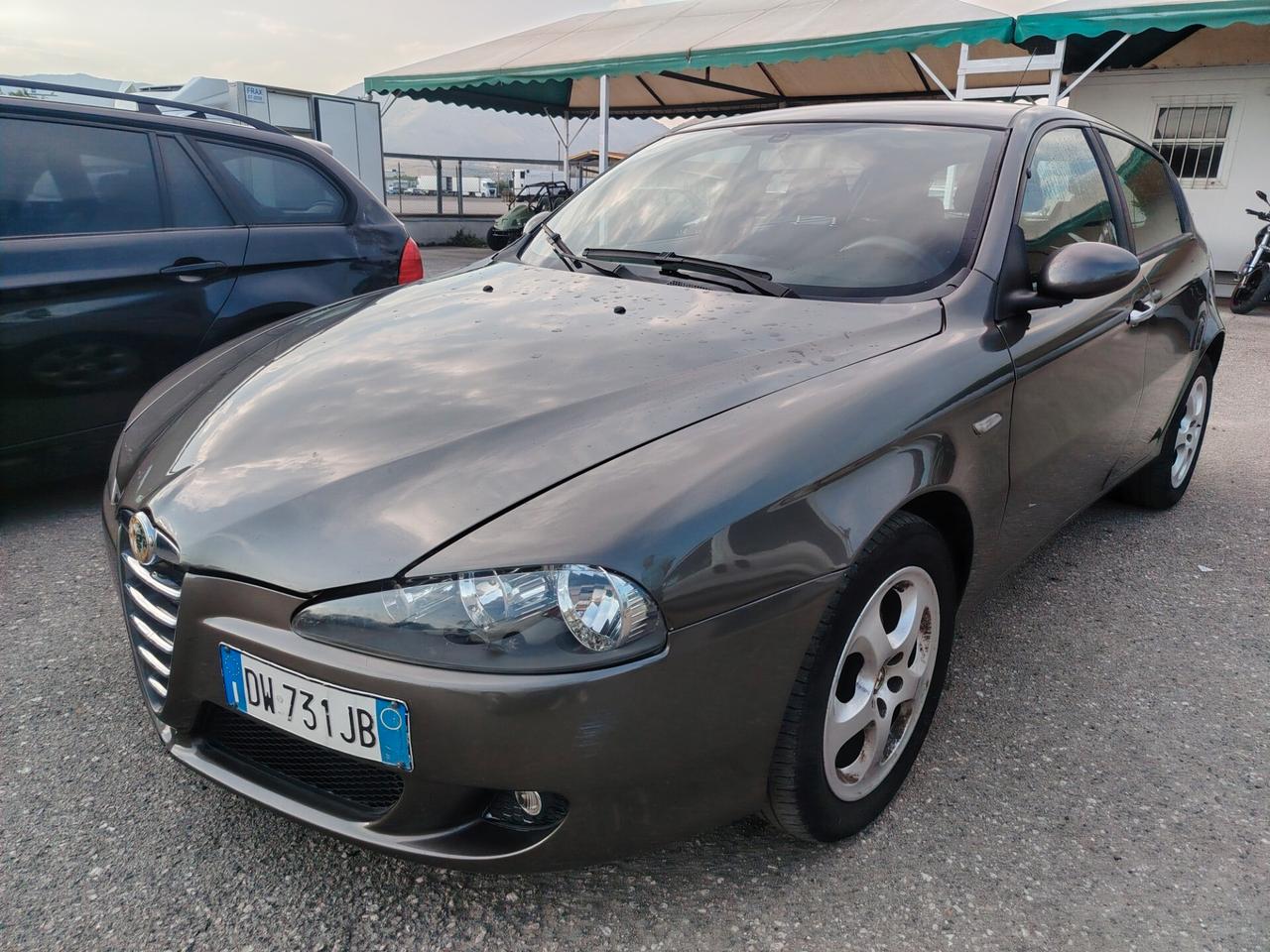 Alfa Romeo 147 1.9 JTD (120) 5 porte Progression