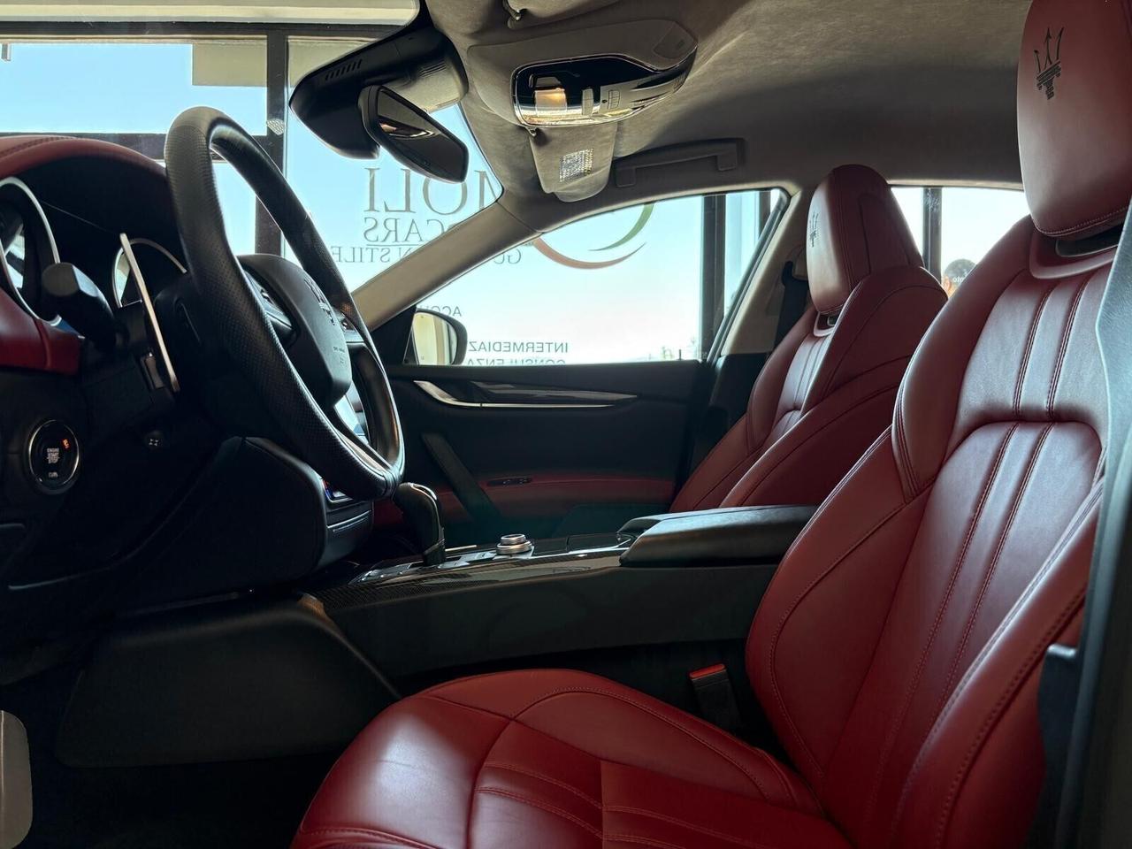 Maserati Ghibli GRANSPORT 3.0 V6 250cv - UNICO PRO