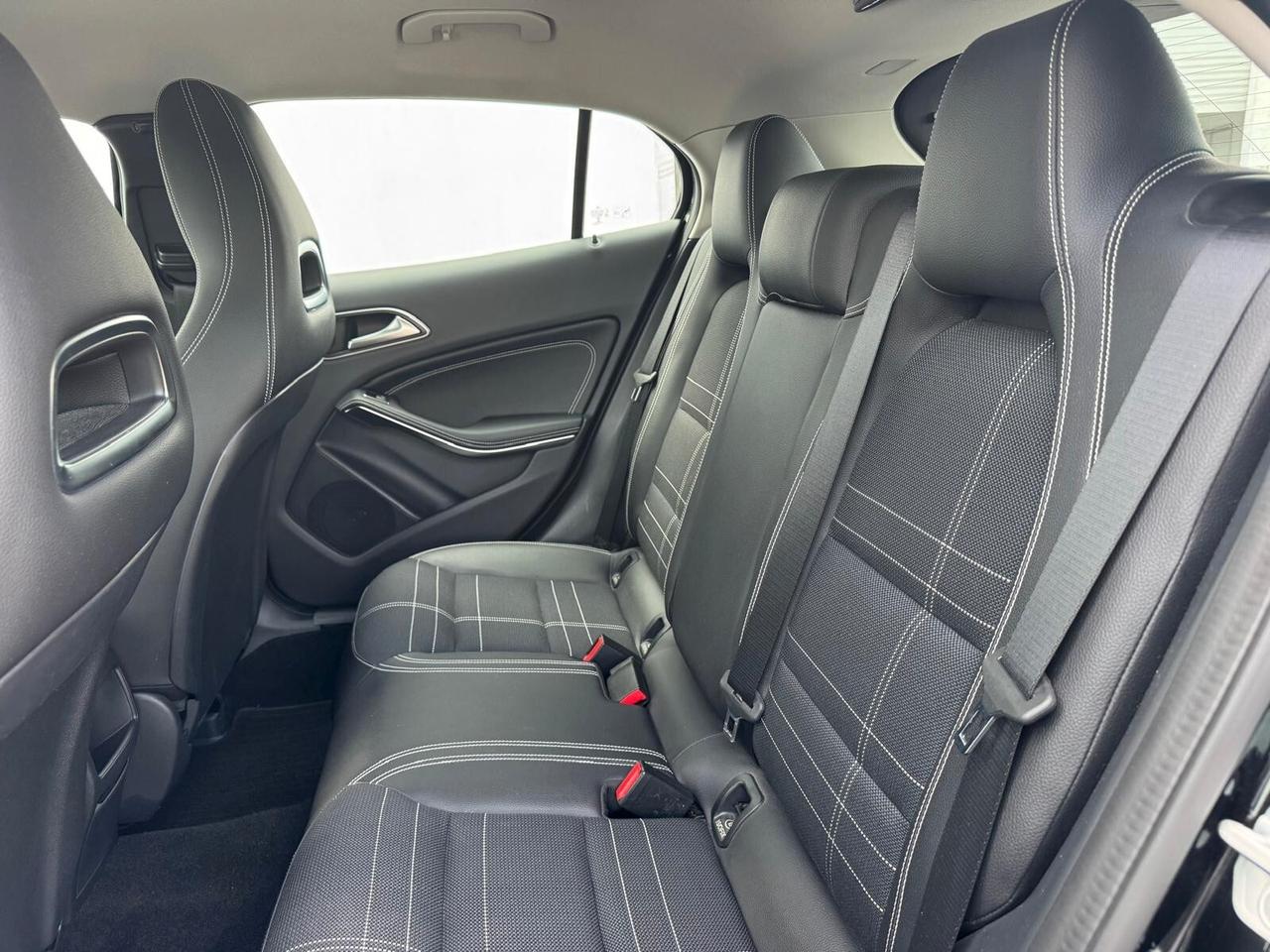 Mercedes-benz GLA 200 d Automatic Premium