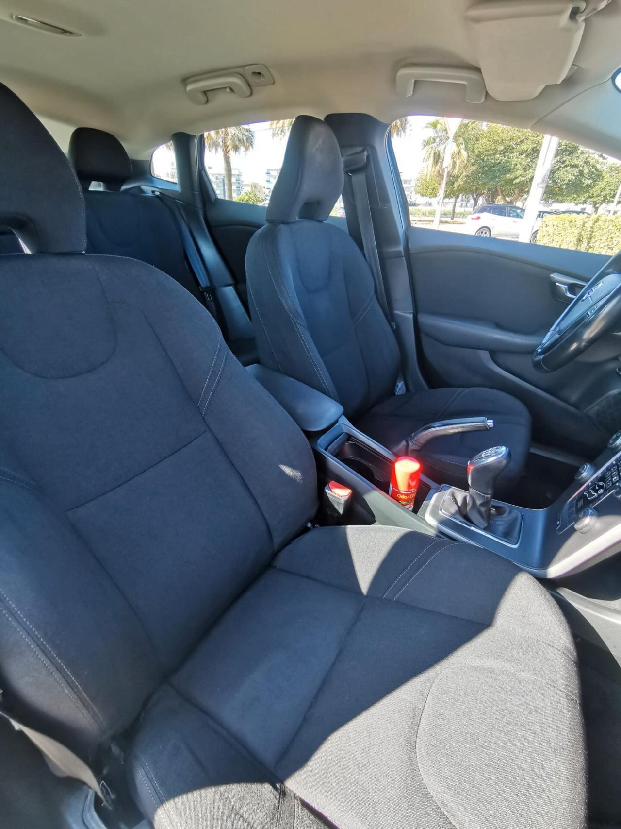 Volvo V40 D2 1.6 Summum 2014