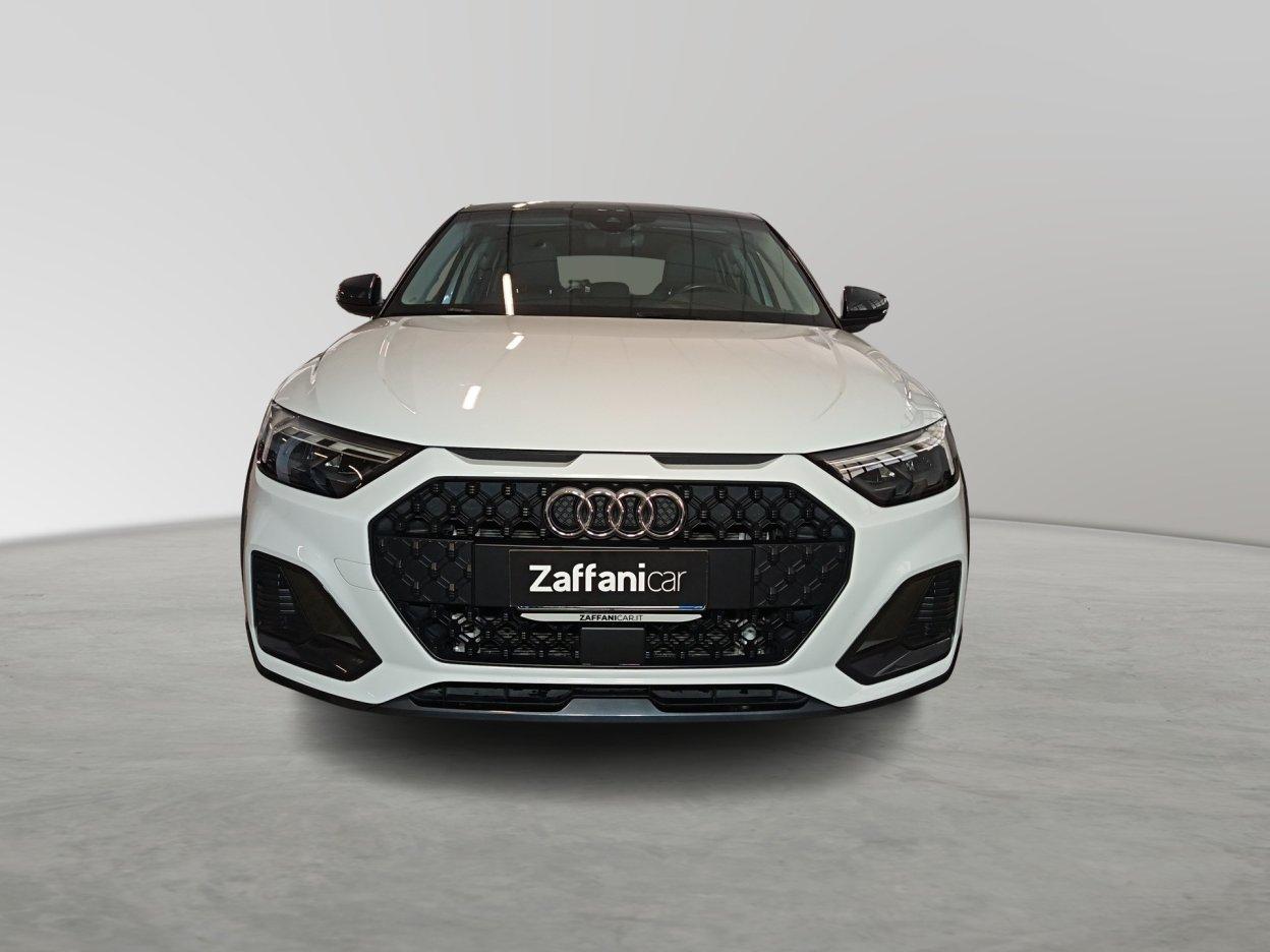 AUDI A1 2ª serie - A1 citycarver 30 TFSI S tronic Admired