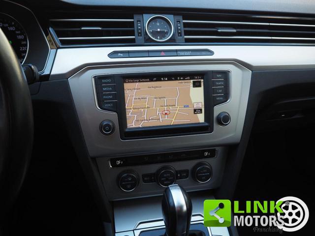 VOLKSWAGEN Passat Variant 2.0 TDI DSG Executive BlueMotion Tech.