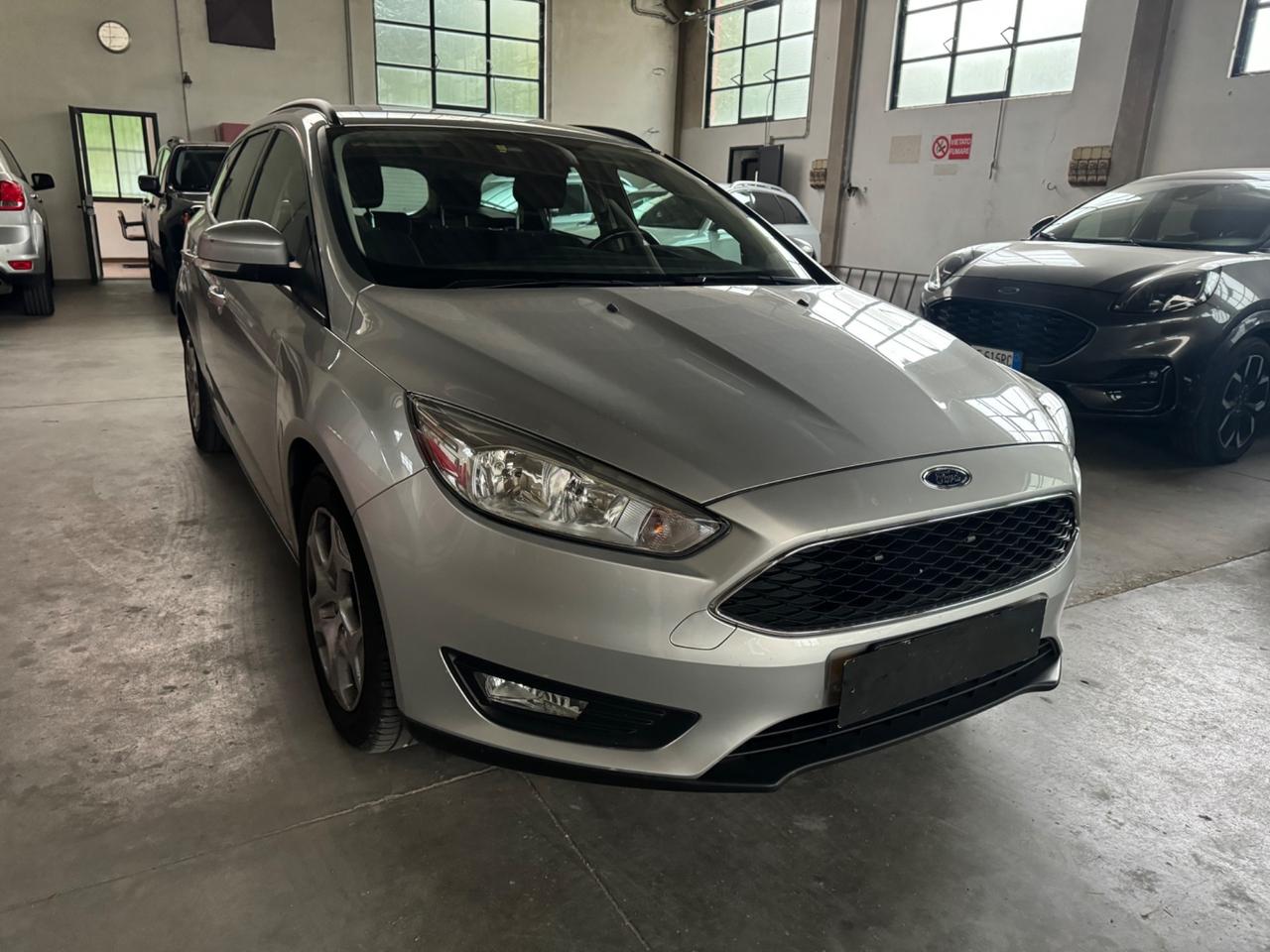 Ford Focus 1.6 120 CV GPL SW Plus