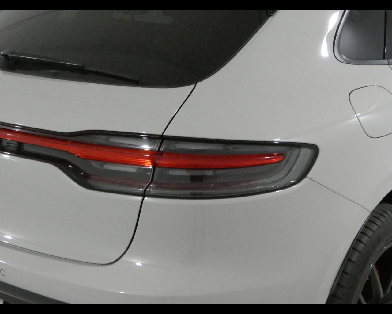 PORSCHE Macan - 2.0