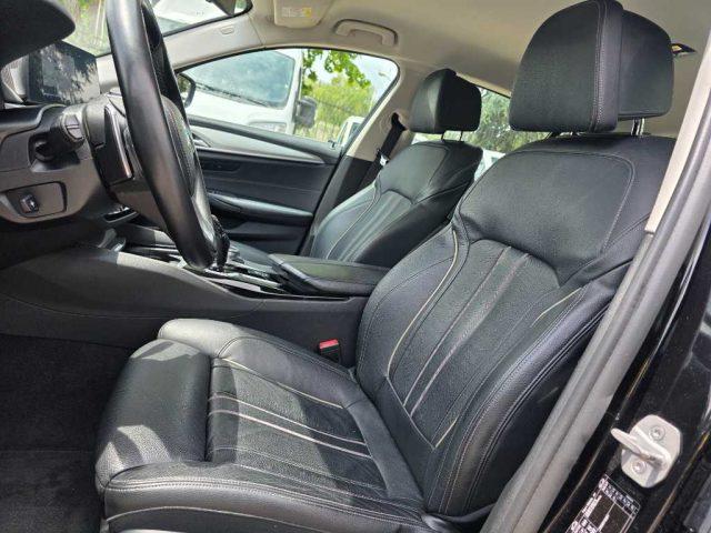 BMW 520 Serie 5(G30/31/F90) - d Luxury