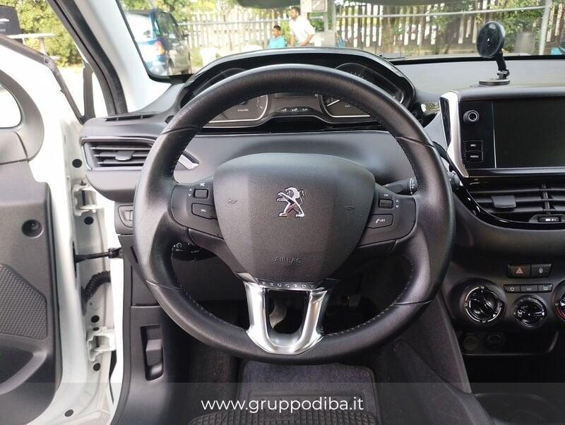 Peugeot 208 I 2015 Benzina 5p 1.2 puretech Active 82cv