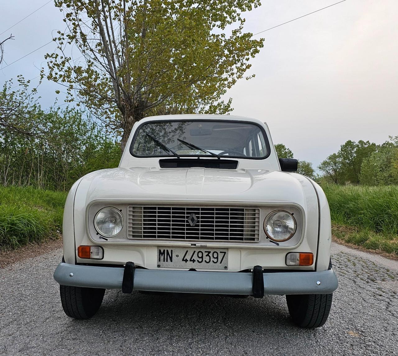 Renault 4 TL 950