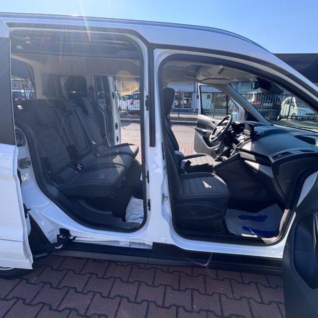 FORD Tourneo Connect 1.5 TDCi 120cv TITANIUM TETTO PANORAMICO AZIENDALE