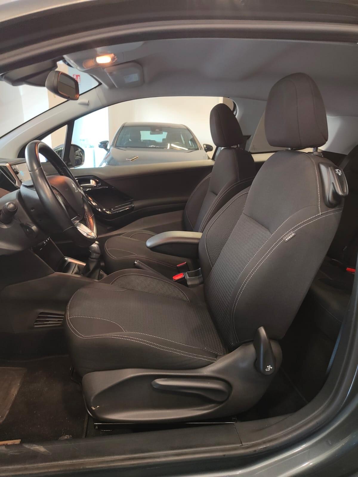 Peugeot 208 1.2 PureTech 82 3 porte Allure