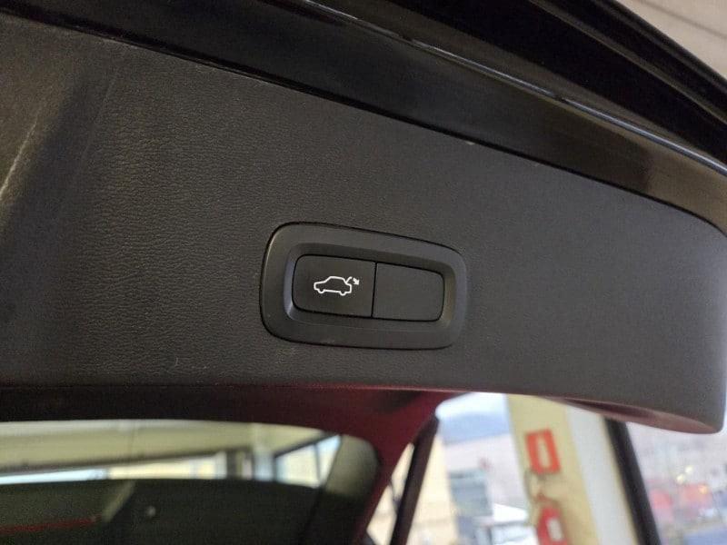 Volvo XC40 (2017-) T3 Geartronic Business Plus