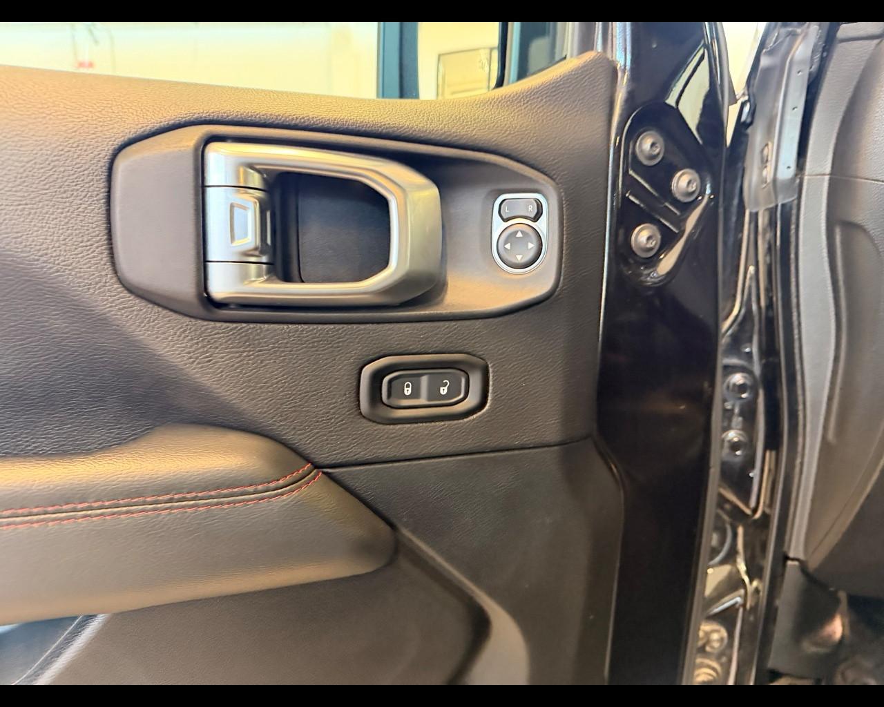 JEEP Wrangler 4ª serie - Wrangler Unlimited 2.2 Mjt II Rubicon