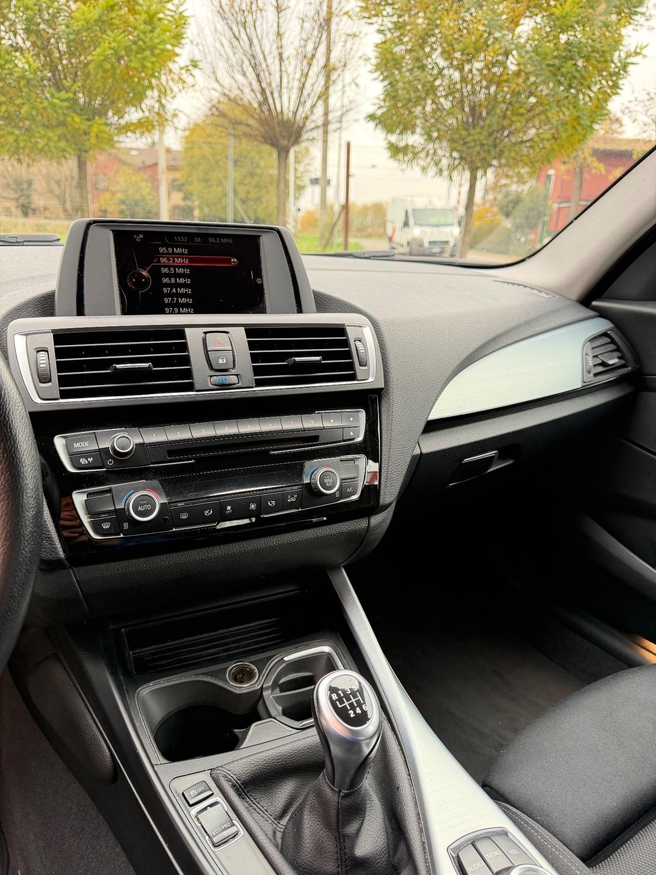 Bmw 118d xDrive 5p. Sport