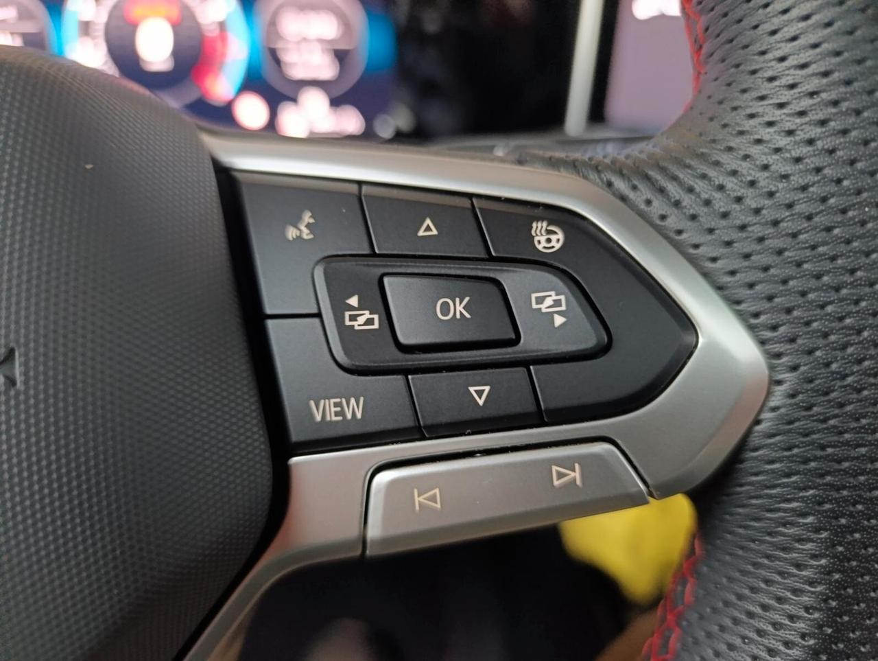 Volkswagen Golf GTI 2.0 TSI DSG