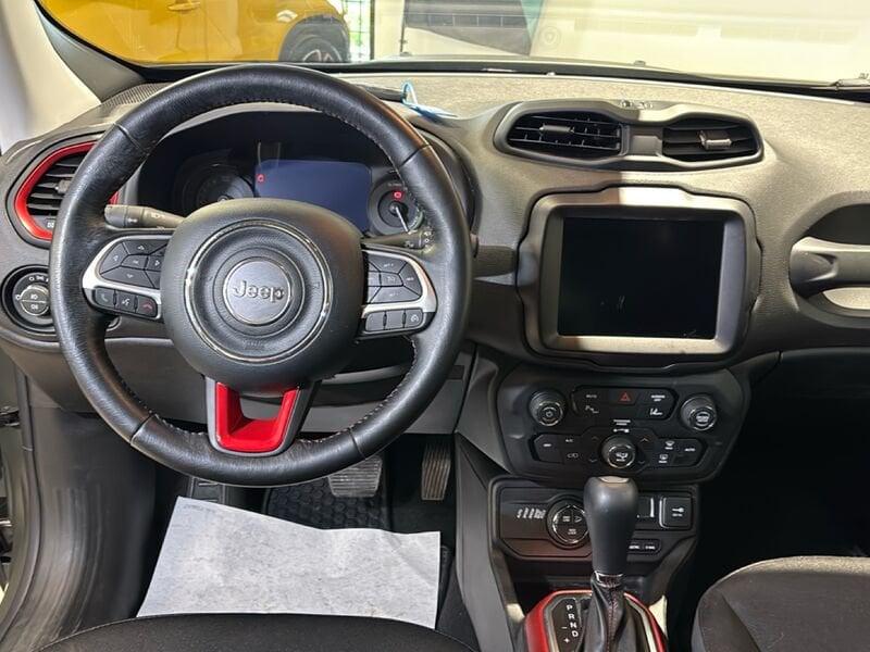 Jeep Renegade 4xe 1.3 T4 PHEV 240cv Trailhawk 4xe Auto