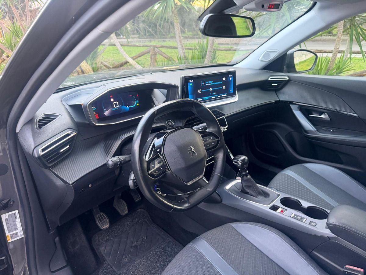 PEUGEOT - 2008 - BlueHDi 100 S&S Allure