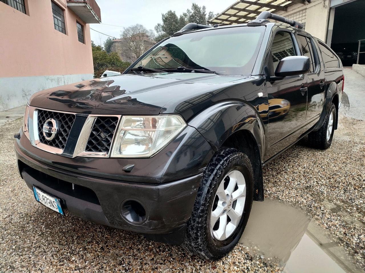 Nissan Navara 2.5 dCi 4p Double Cab LE
