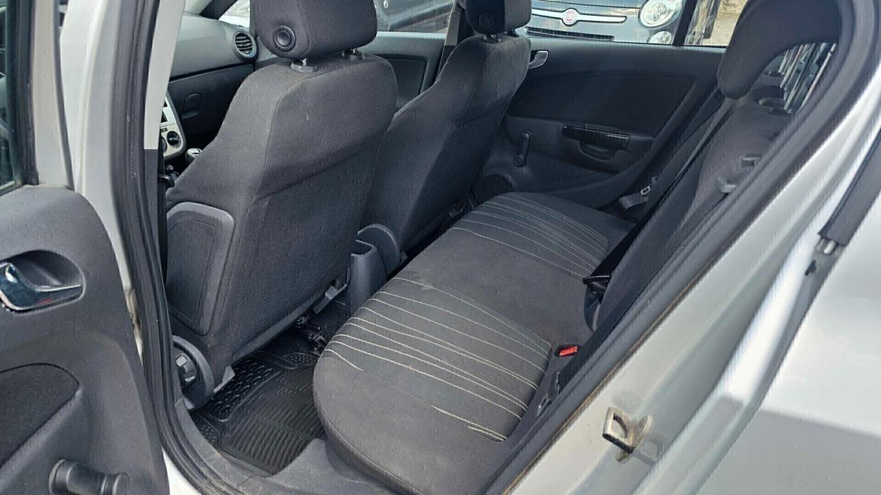 Opel Corsa 1.2 5 porte Enjoy Neopatentati