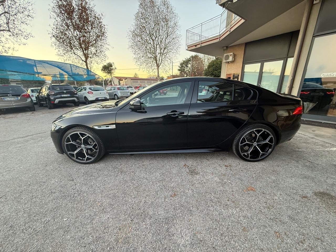 Jaguar XE 2.0 D Turbo aut. R-Sport