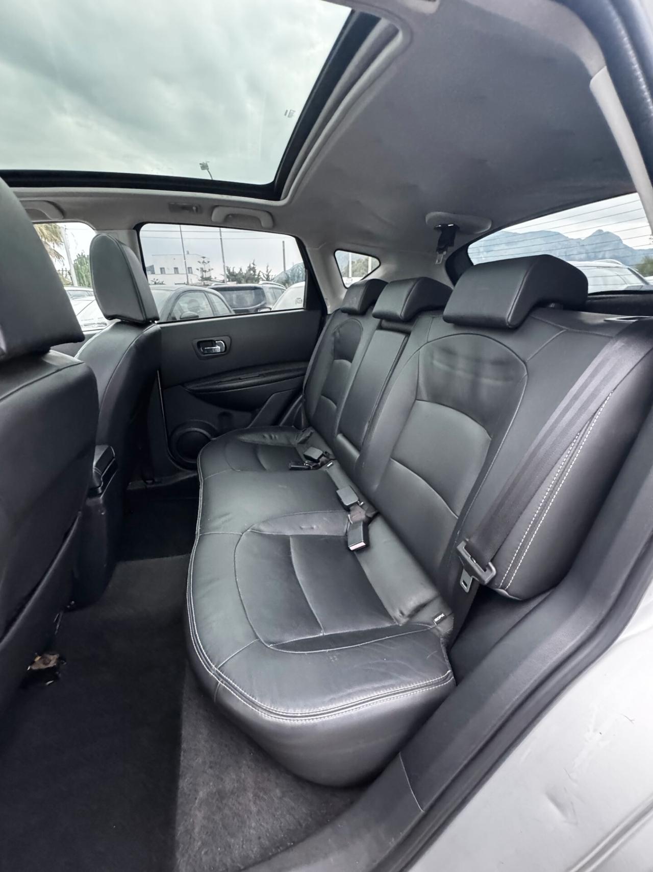 Nissan Qashqai 2.0 dCi DPF 4WD Tekna