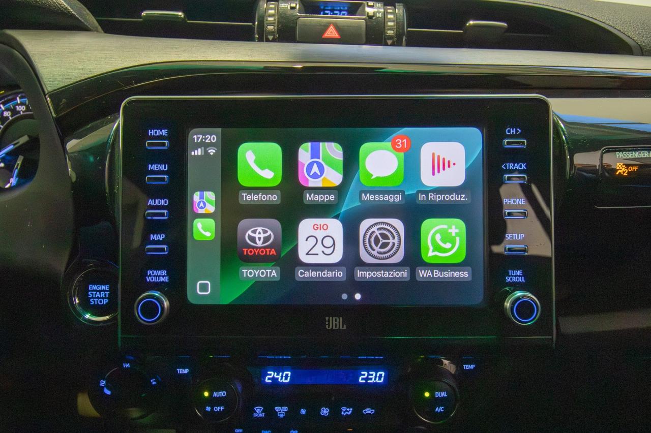 Toyota Hilux 2.8 D Double Cab Invincible 4wd Auto 204cv N1